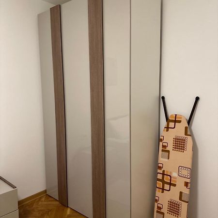 Apartman 8 Vrdnik Luaran gambar