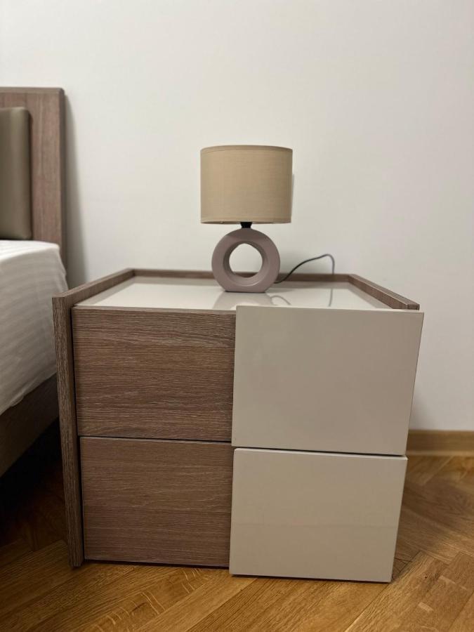 Apartman 8 Vrdnik Luaran gambar
